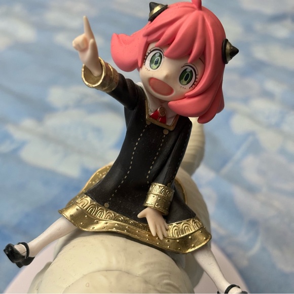 SEGA Spy x Family Anya Forger & Bond Forger Figure - Picture 6 of 7